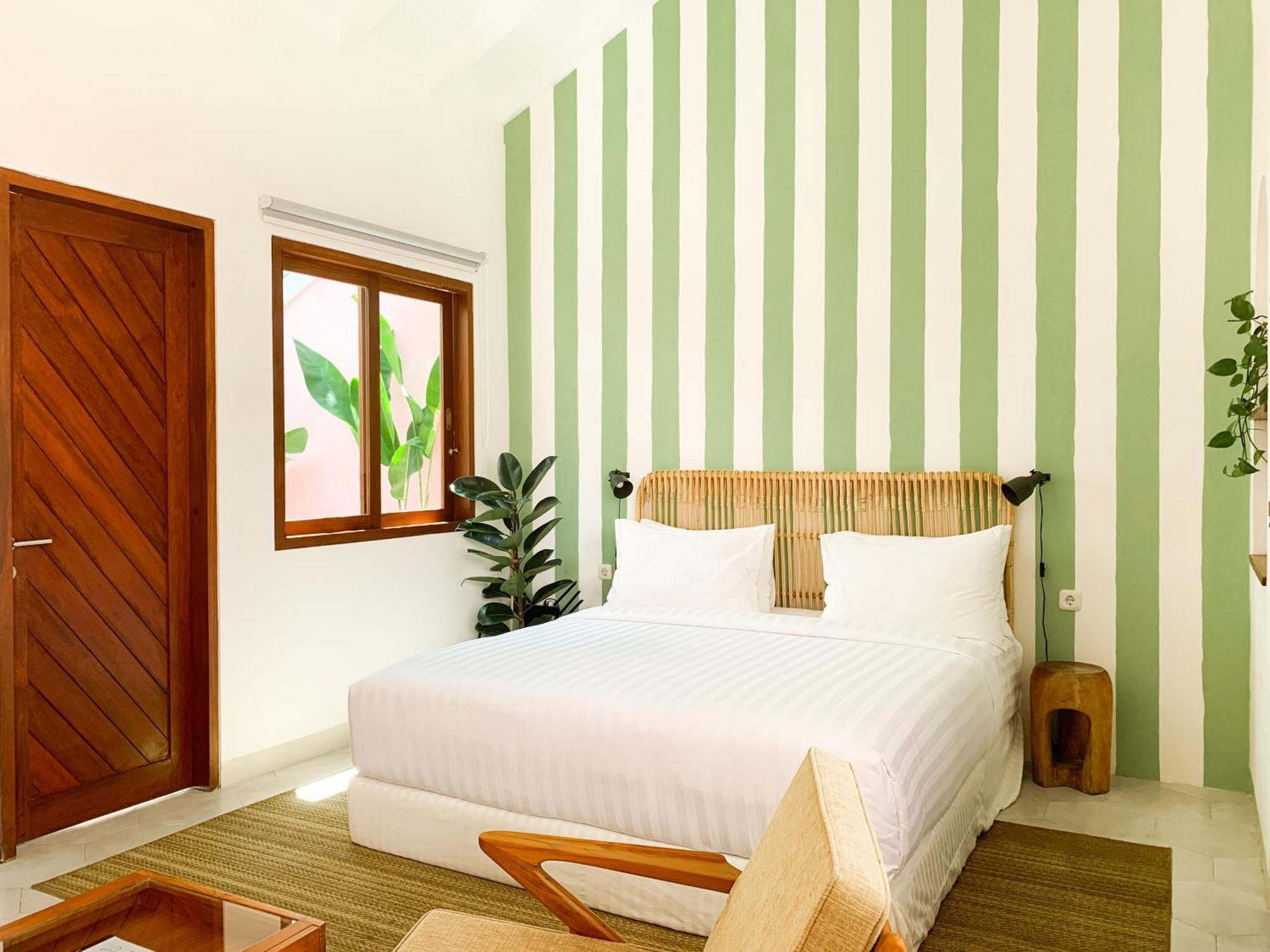 Happy Together By Kresna Hospitality Seminyak Exterior foto